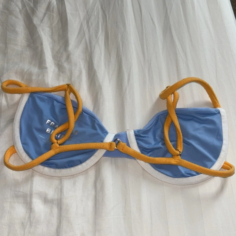 Frankie’s Bikinis Maggie Terry Underwire Bikini Top size Small
